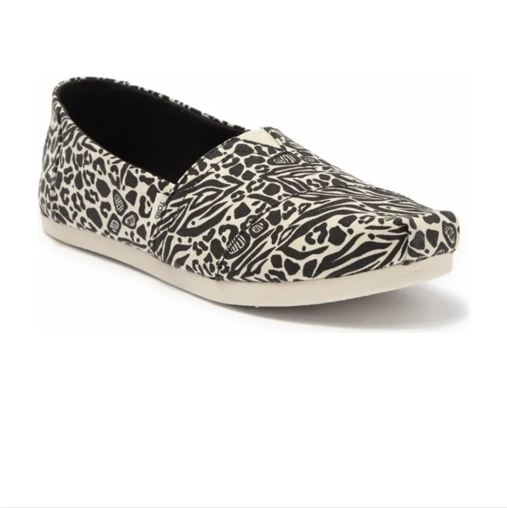 Toms Alpargata Slip-On cushioned footbed and lightweight sole size 7.5 W